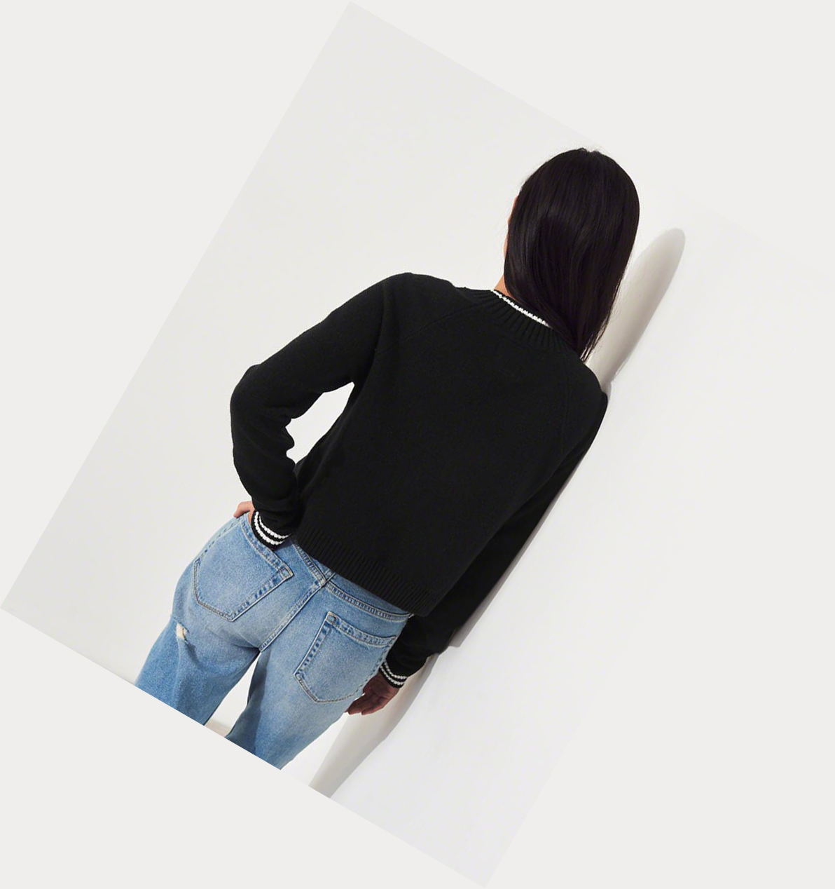 Black Hollister Crop Crewneck Women's Sweaters | ZA-YAEC198