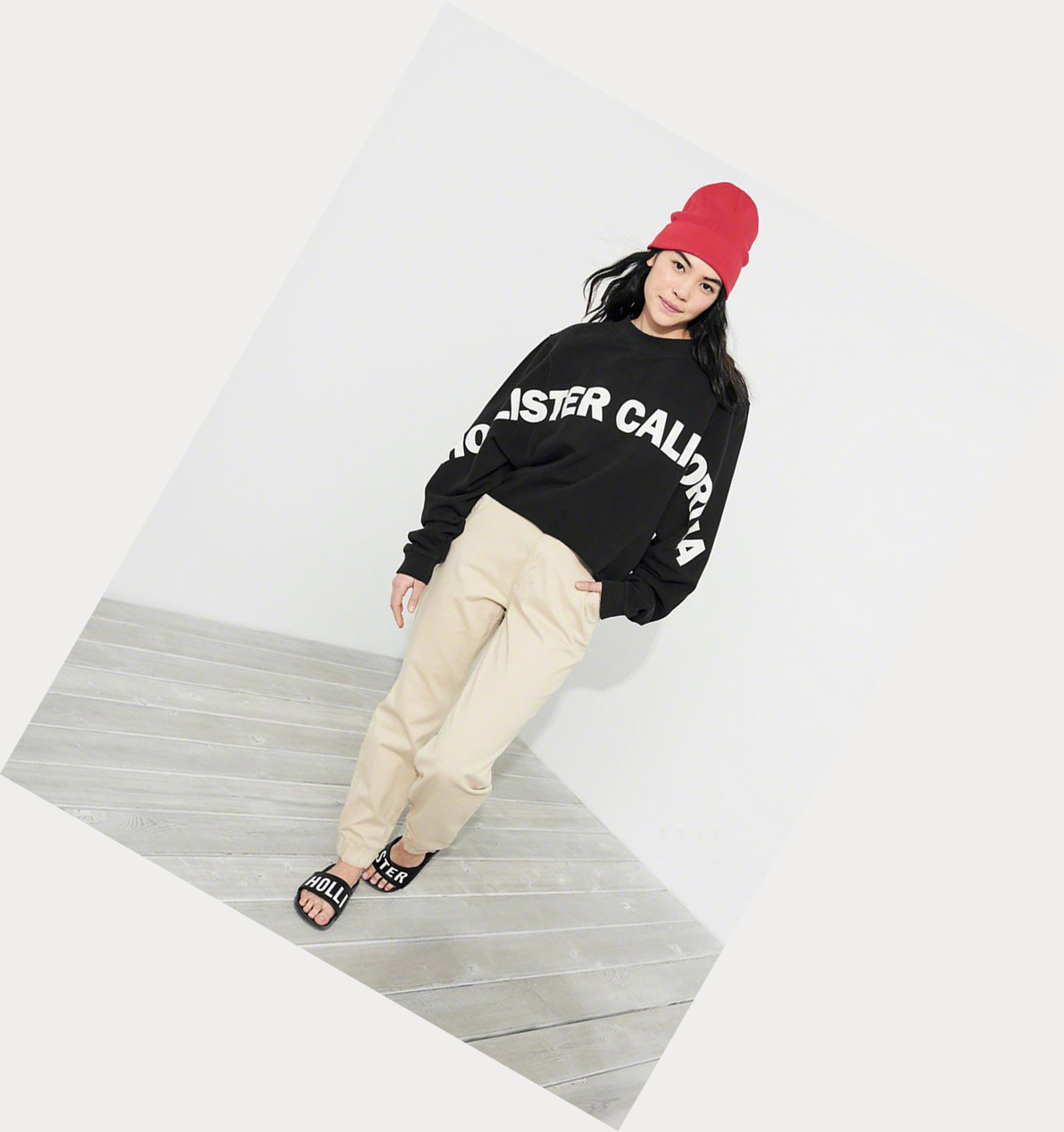 Black Hollister Logo Crewneck Women's Sweatshirts | ZA-IJED147