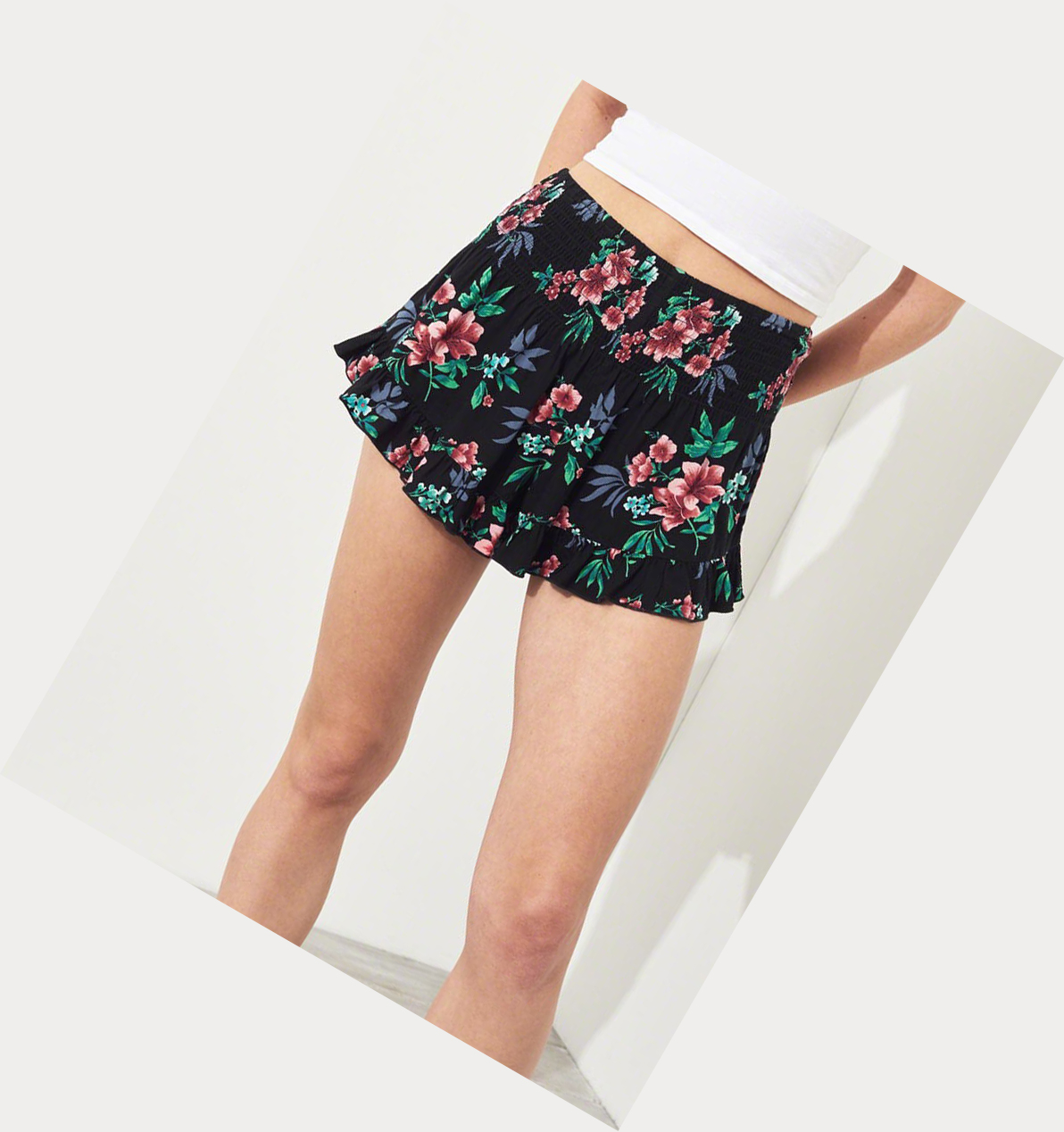 Black Hollister Smocked Ruffle Women's Shorts | ZA-BUSC401