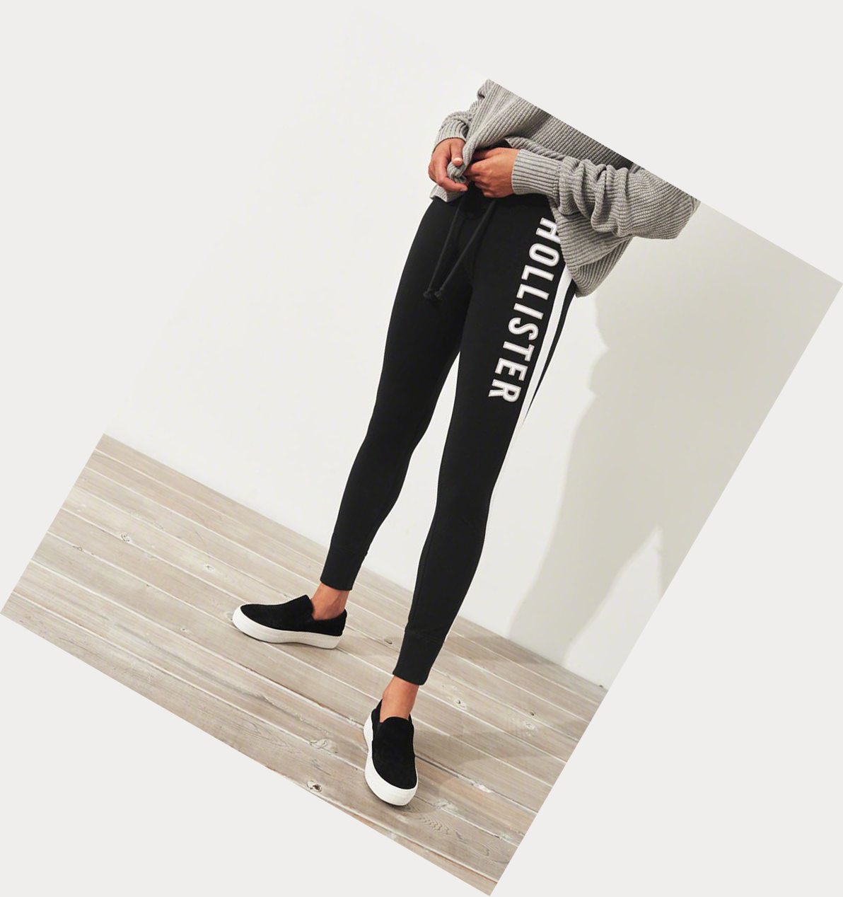 Black Hollister Ultra High-Rise Fleece Women's Leggings | ZA-YFTI023