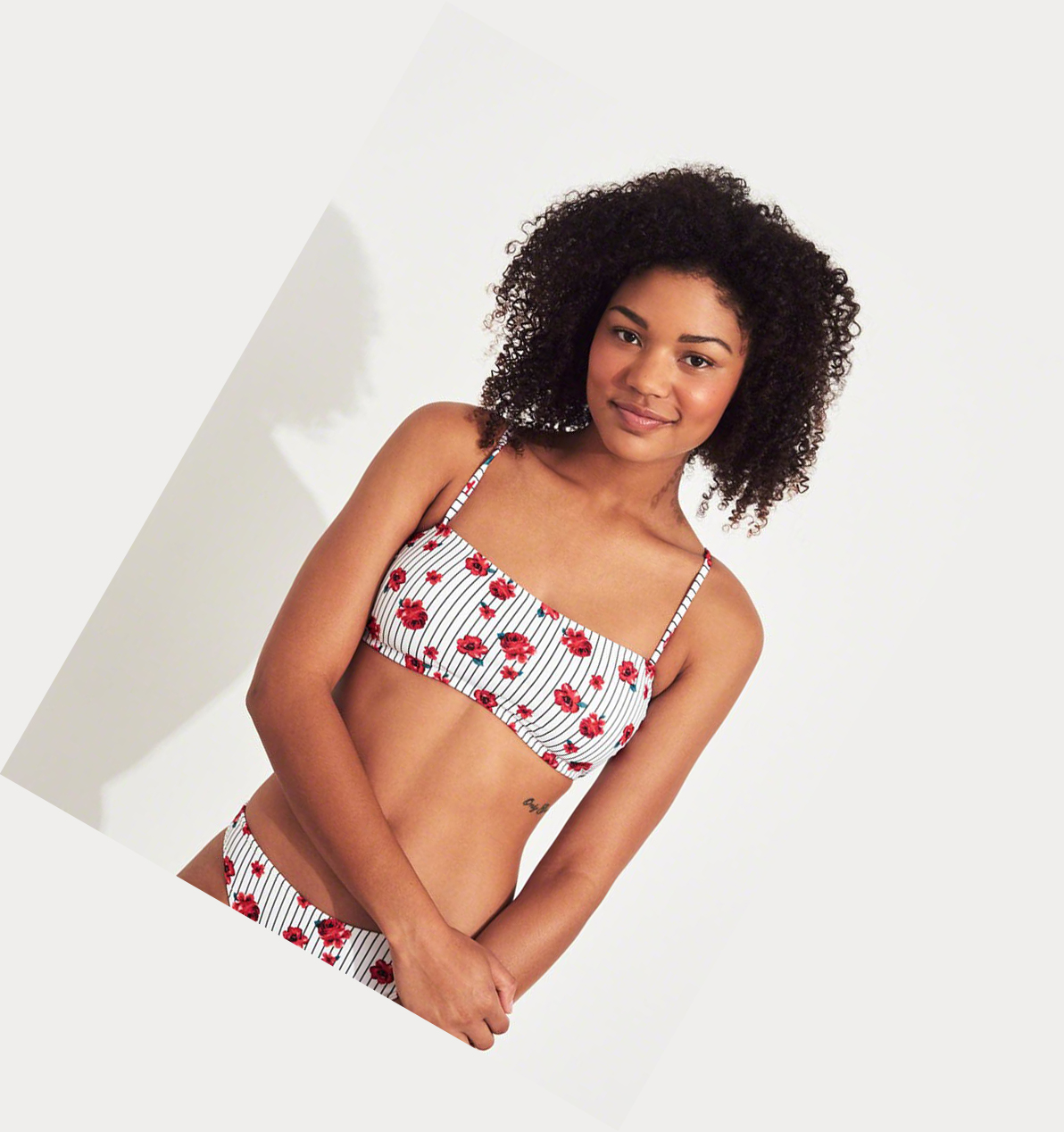 Red Hollister Square-Neck Women's Bikini Tops | ZA-PORU590